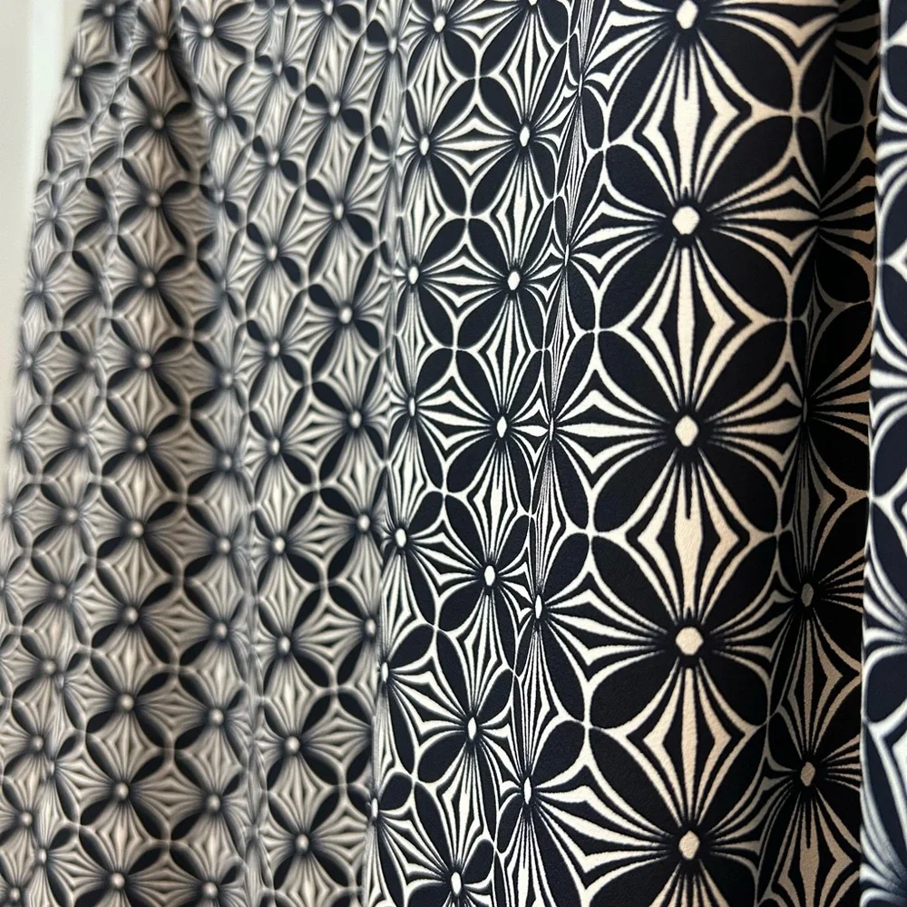LOFT Navy Blue White Geometric Print Blouse Long Sleeve Size Large
